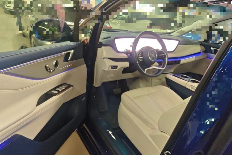 Used Buick GL8 New Energy 2024 Lu Zun Luxury Edition 6-Seater Interior 3