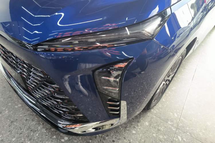 Used Buick GL8 New Energy 2024 Lu Zun Luxury Edition 7-Seater Left Front Headlight