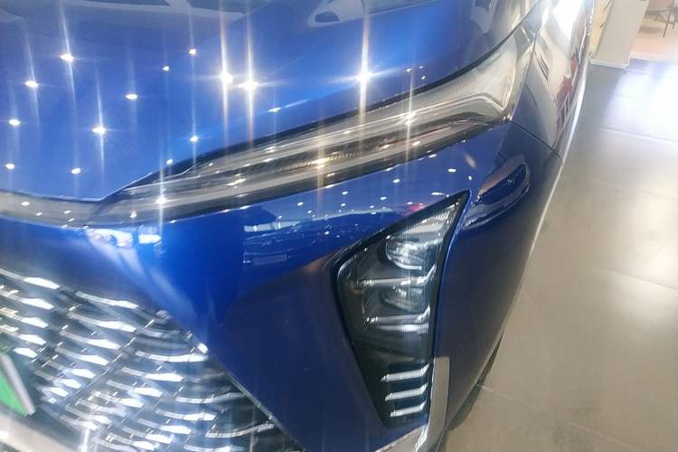 Used Buick GL8 New Energy 2024 Lu Zun Luxury Edition 6-Seater Left Front Headlight