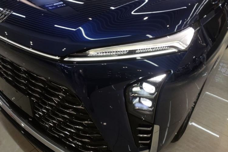 Used Buick GL8 New Energy 2024 Lu Zun Luxury Edition 6-Seater Left Front Headlight