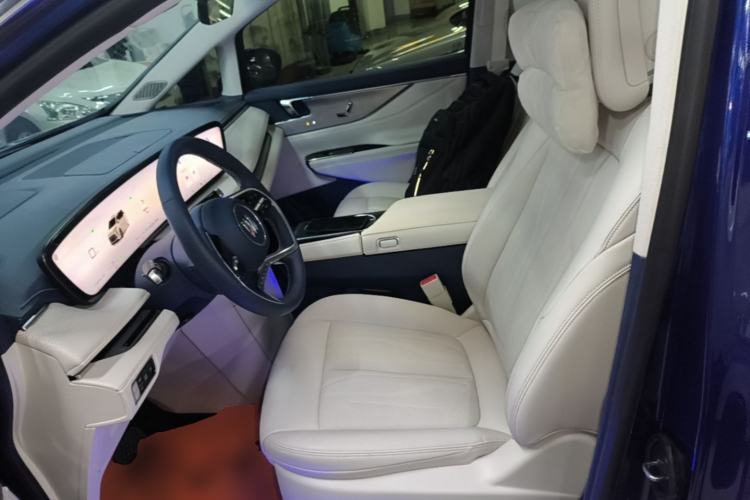 Used Buick GL8 New Energy 2024 Lu Zun Luxury Edition 6-Seater Left Front Seat