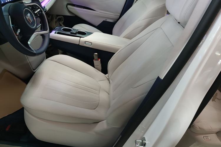 Used Buick GL8 New Energy 2024 Lu Zun Luxury Edition 6-Seater Left Front Seat