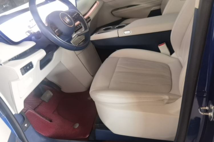 Used Buick GL8 New Energy 2024 Lu Zun Luxury Edition 7-Seater Left Front Seat