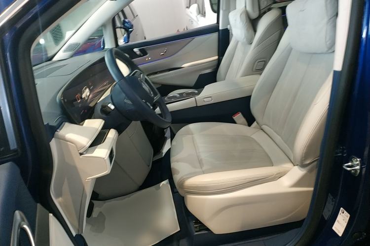 Used Buick GL8 New Energy 2024 Lu Zun Luxury Edition 6-Seater Left Front Seat