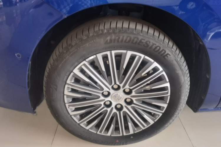 Used Buick GL8 New Energy 2024 Lu Zun Luxury Edition 7-Seater Left Front Wheel Hub