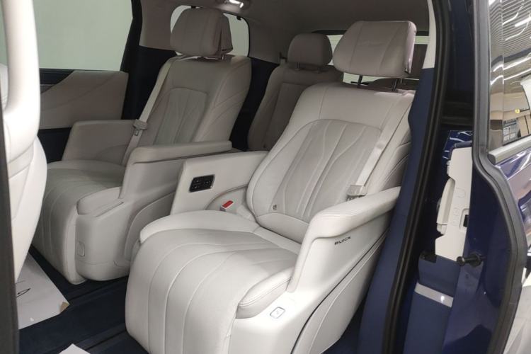 Used Buick GL8 New Energy 2024 Lu Zun Luxury Edition 6-Seater Left Rear Seat