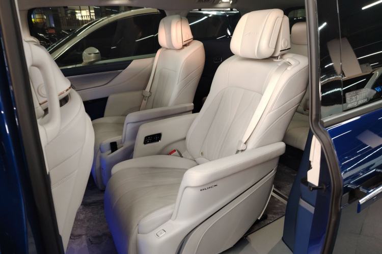 Used Buick GL8 New Energy 2024 Lu Zun Luxury Edition 7-Seater Left Rear Seat