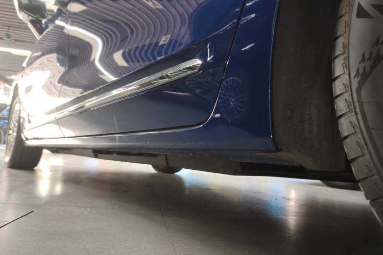Used Buick GL8 New Energy 2024 Lu Zun Luxury Edition 7-Seater Left Side Sill