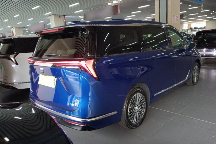 Used Buick GL8 New Energy 2024 Lu Zun Deluxe Edition 7-Seater Rear Right 45 Deg
