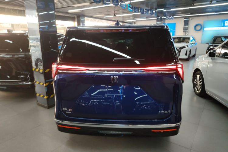 Used Buick GL8 New Energy 2024 Lu Zun Luxury Edition 7-Seater Rear