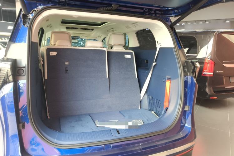 Used Buick GL8 New Energy 2024 Lu Zun Luxury Edition 7-Seater Trunk