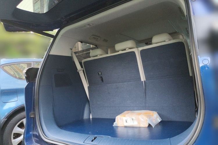 Used Buick GL8 New Energy 2024 Lu Zun Luxury Edition 7-Seater Trunk
