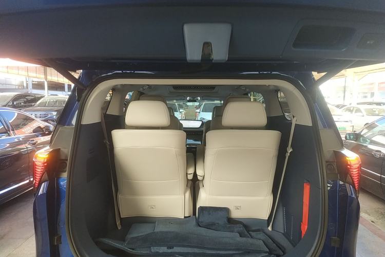 Used Buick GL8 New Energy 2024 Lu Zun Luxury Edition 6-Seater Trunk