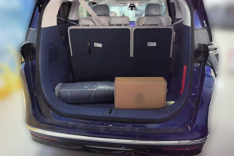 Used Buick GL8 New Energy 2024 Lu Zun Luxury Edition 7-Seater Trunk