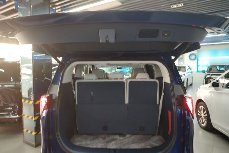Used Buick GL8 New Energy 2024 Lu Zun Luxury Edition 7-Seater Trunk