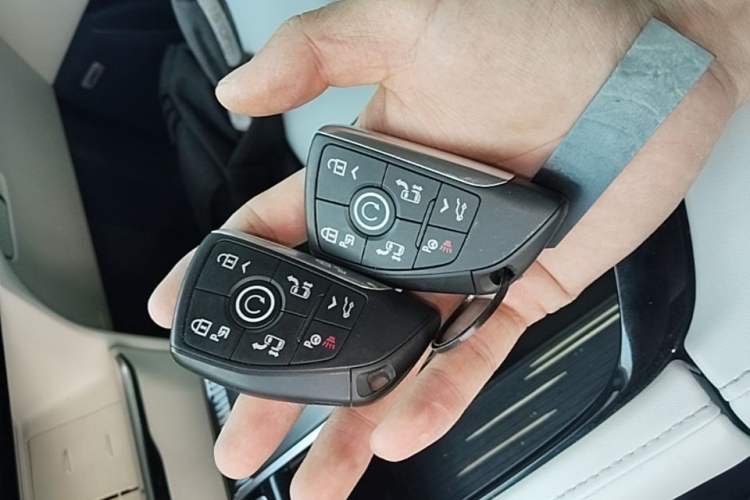 Used Buick GL8 New Energy 2024 Lu Zun Luxury Edition 6-Seater Vehicle Key
