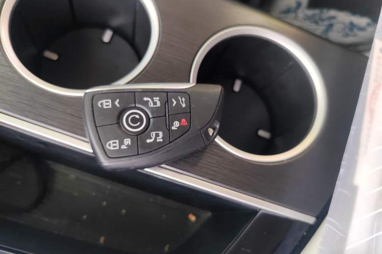 Used Buick GL8 New Energy 2024 Lu Zun Luxury Edition 6-Seater Vehicle Key