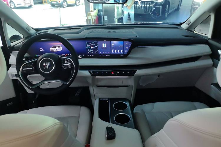 Used Buick GL8 New Energy 2024 Lu Zun Deluxe Edition 7-Seater Interior 2