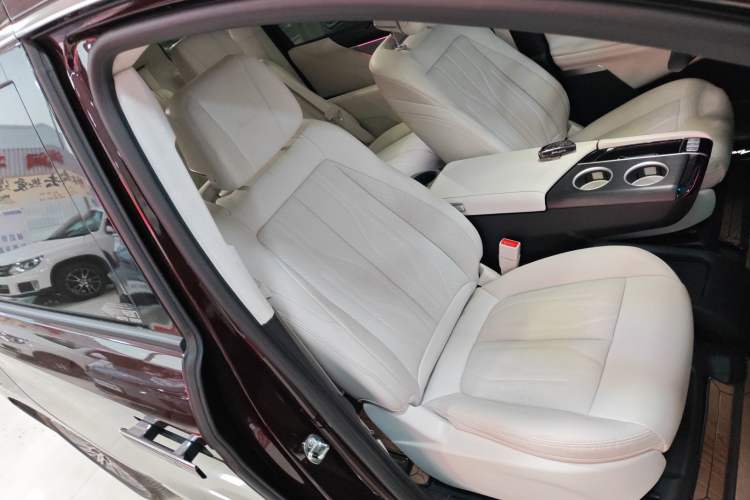 Used Buick GL8 New Energy 2024 Lu Zun Luxury Edition 7-Seater Right Front Seat