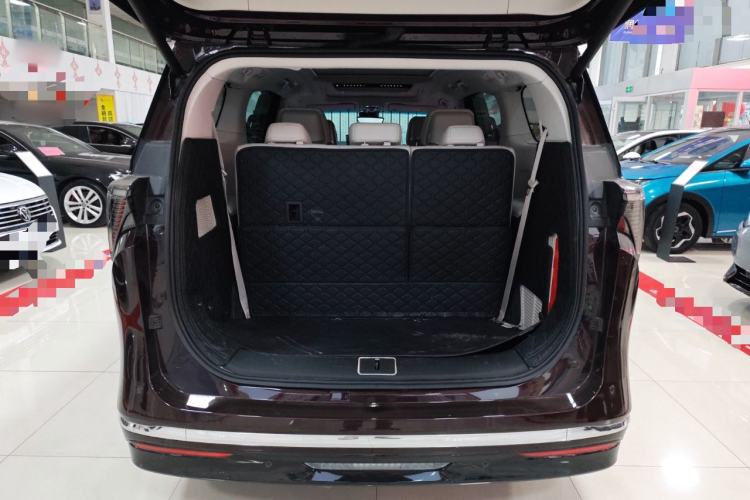 Used Buick GL8 New Energy 2024 Lu Zun Luxury Edition 7-Seater Trunk