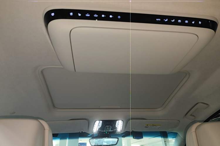 Used Buick GL8 New Energy 2024 Lu Zun Luxury Edition 7-Seater Headliner