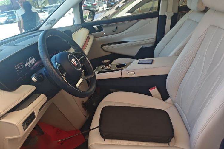 Used Buick GL8 New Energy 2024 Lu Zun Luxury Edition 6-Seater Left Front Seat