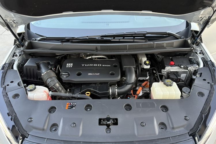 Used Buick GL8 New Energy 2024 Lu Zun Deluxe Edition 7-Seater Engine Bay