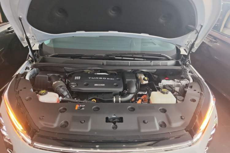 Used Buick GL8 New Energy 2024 Lu Zun Deluxe Edition 7-Seater Engine Bay
