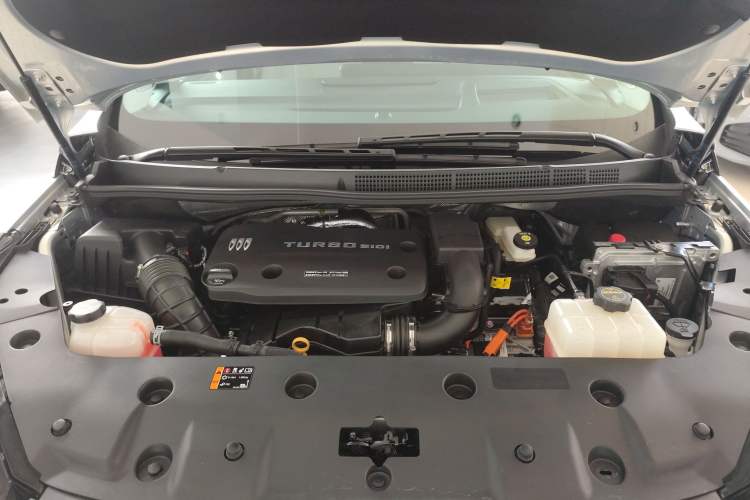 Used Buick GL8 New Energy 2024 Lu Zun Luxury Edition 7-Seater Engine Bay