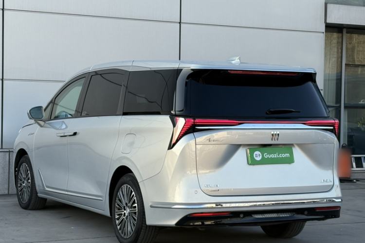 Used Buick GL8 New Energy 2024 Lu Zun Deluxe Edition 7-Seater Exterior 4