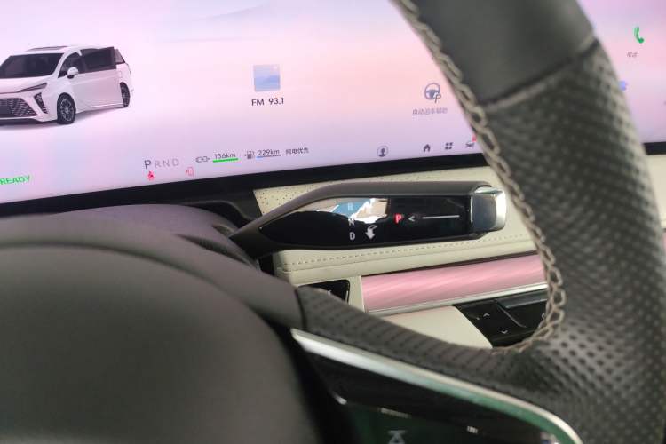 Used Buick GL8 New Energy 2024 Lu Zun Luxury Edition 7-Seater Gear Lever