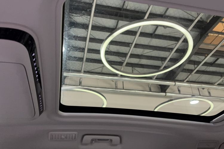 Used Buick GL8 New Energy 2024 Lu Zun Deluxe Edition 7-Seater Headliner