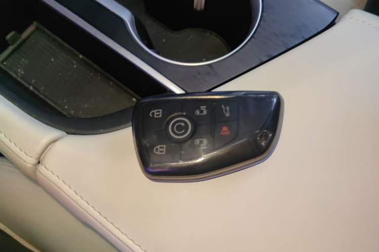Used Buick GL8 New Energy 2024 Lu Zun Smart Edition 7-Seater Interior 1