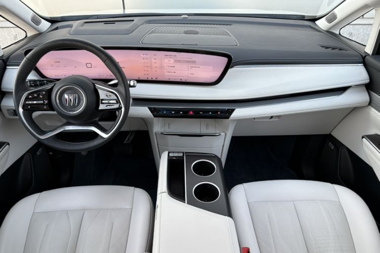 Used Buick GL8 New Energy 2024 Lu Zun Deluxe Edition 7-Seater Interior 2