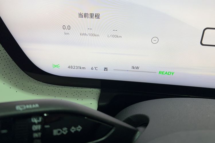 Used Buick GL8 New Energy 2024 Lu Zun Deluxe Edition 7-Seater Odometer Close Up