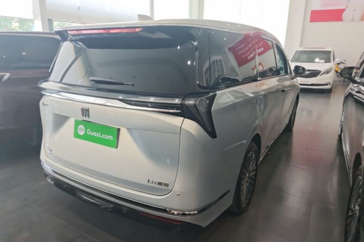 Used Buick GL8 New Energy 2024 Lu Zun Deluxe Edition 7-Seater Rear Right 45 Deg
