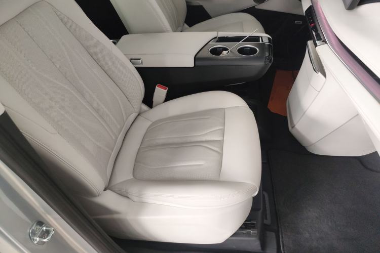 Used Buick GL8 New Energy 2024 Lu Zun Luxury Edition 7-Seater Right Front Seat