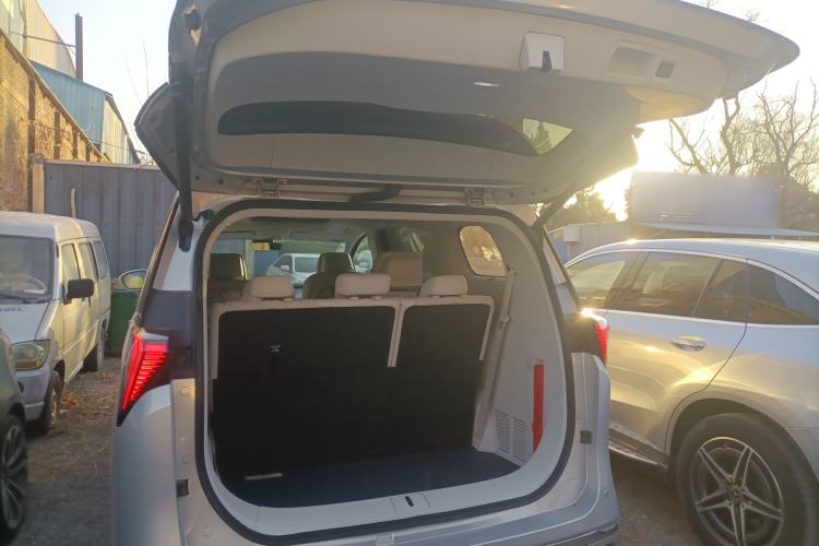 Used Buick GL8 New Energy 2024 Lu Zun Deluxe Edition 7-Seater Trunk