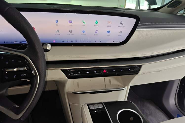Used Buick GL8 New Energy 2024 Lu Zun Luxury Edition 7-Seater Audio And AC Panel
