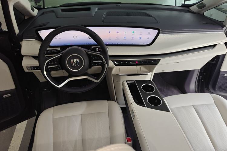 Used Buick GL8 New Energy 2024 Lu Zun Luxury Edition 7-Seater Center Console