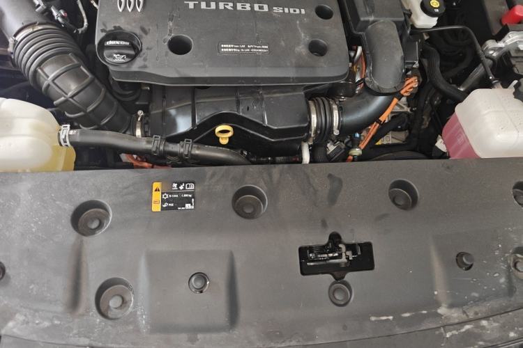 Used Buick GL8 New Energy 2024 Lu Zun Luxury Edition 7-Seater Engine Bay