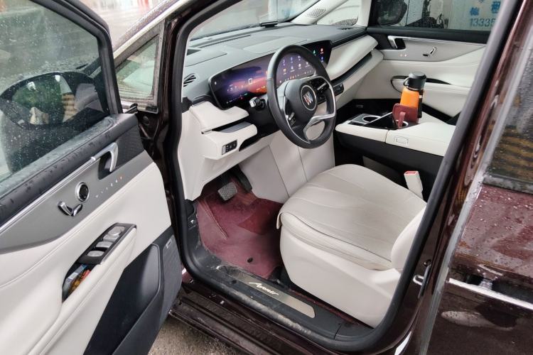 Used Buick GL8 New Energy 2024 Lu Zun Luxury Edition 7-Seater Driver Seat