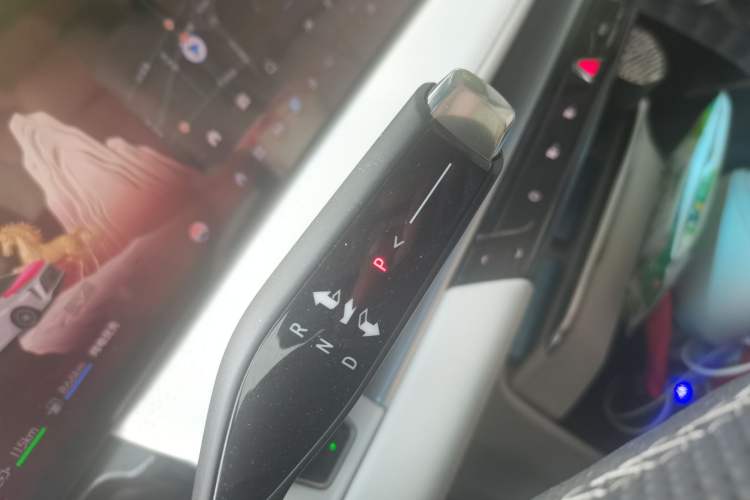 Used Buick GL8 New Energy 2024 Lu Zun Deluxe Edition 7-Seater Gear Lever