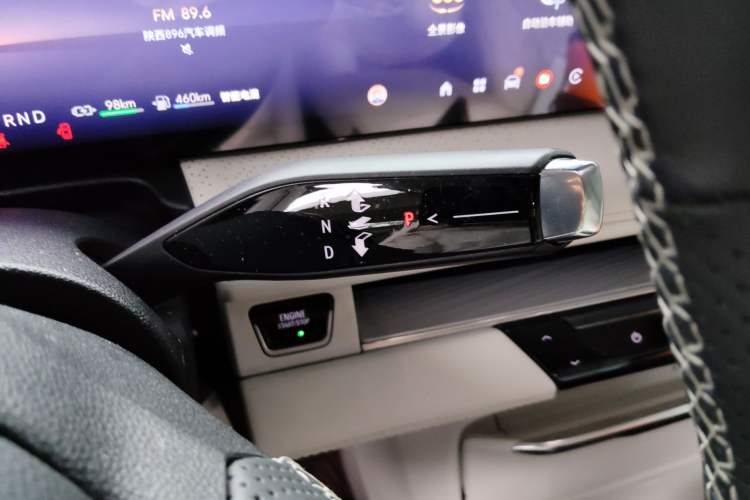 Used Buick GL8 New Energy 2024 Lu Zun Luxury Edition 7-Seater Gear Lever