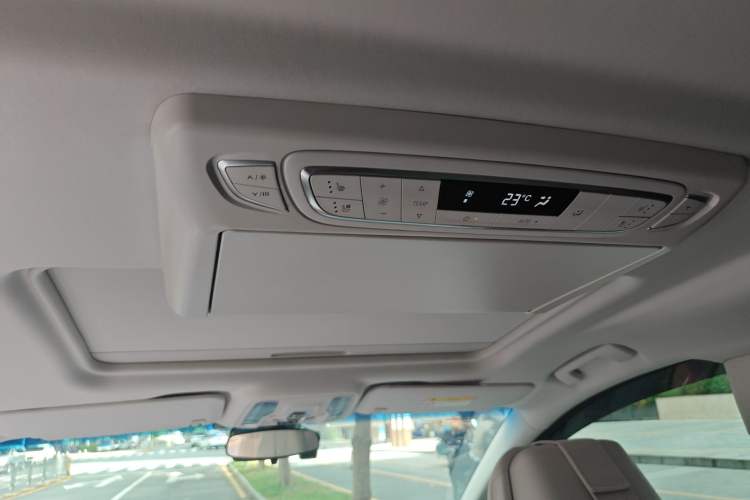 Used Buick GL8 New Energy 2024 Lu Zun Smart Edition 7-Seater Headliner