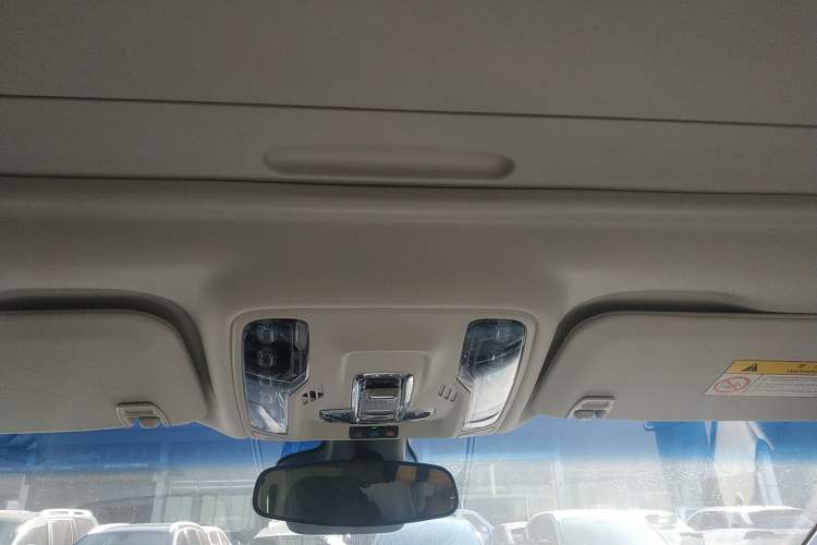 Used Buick GL8 New Energy 2024 Lu Zun Smart Edition 7-Seater Headliner