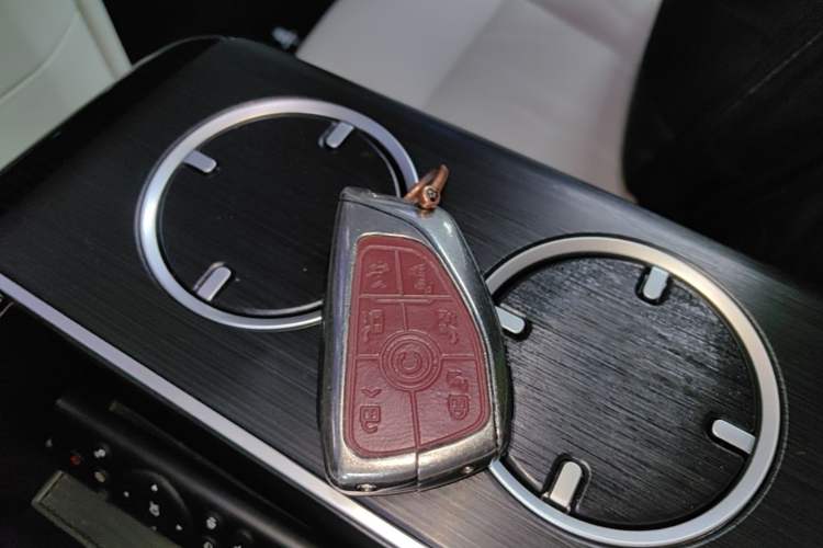 Used Buick GL8 New Energy 2024 Lu Zun Deluxe Edition 7-Seater Interior 1