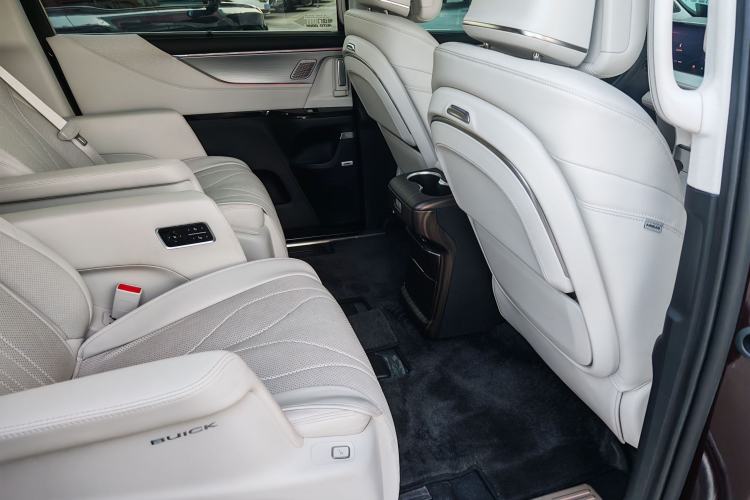 Used Buick GL8 New Energy 2024 Lu Zun Luxury Edition 7-Seater Interior 15