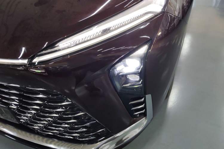 Used Buick GL8 New Energy 2024 Lu Zun Smart Edition 7-Seater Left Front Headlight