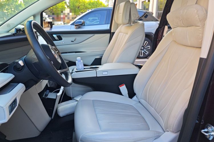 Used Buick GL8 New Energy 2024 Lu Zun Smart Edition 7-Seater Left Front Seat
